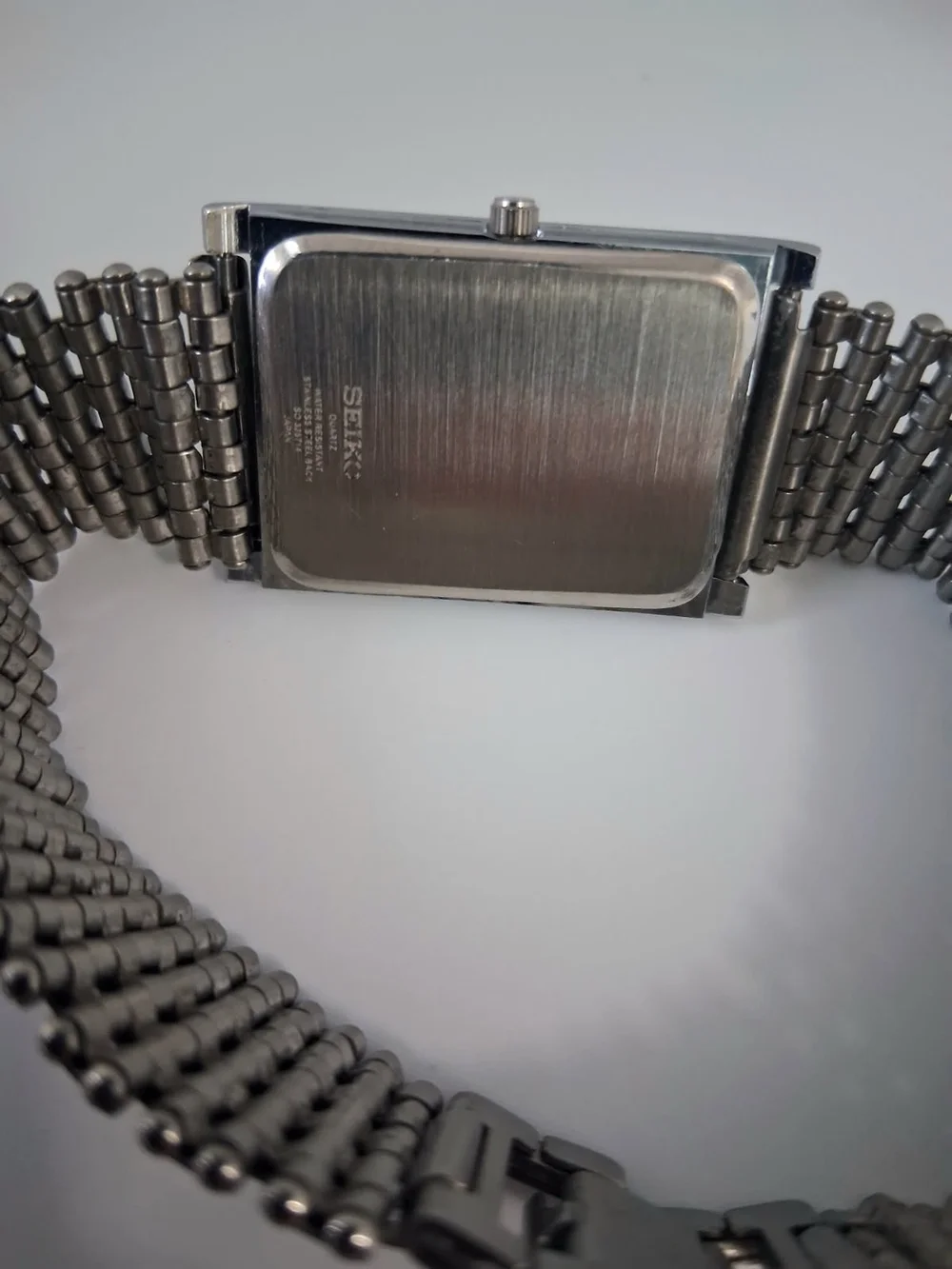 Vintage Rare Seîko Quartz slim tank 33mm Watch